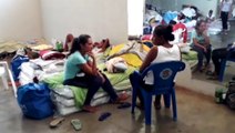 25 famílias venezuelanas chegam a Cascavel para trabalhar e são alojadas em salão comunitário
