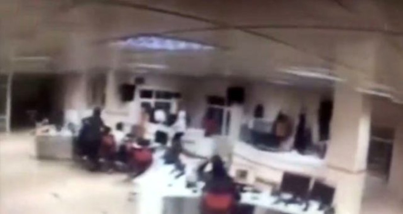 112 Çağrı Merkezi personeli, 6.8 şiddetindeki depreme rağmen görev yerini terk etmedi