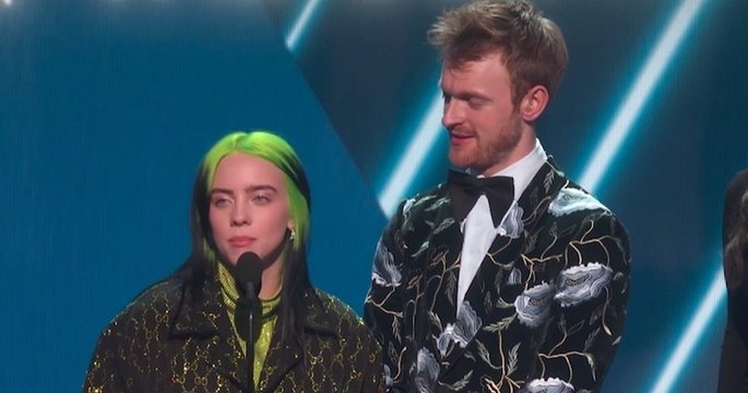 Grammy Awards : grand chelem pour Billie Eilish, plus jeune lauréate des quatre récompenses les plus prestigieuses