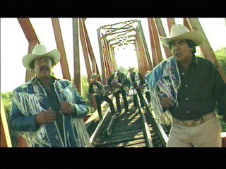 Luis Y Julián - Chao Chao Amor