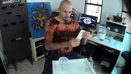 limpeza da pele durante a tatuagem