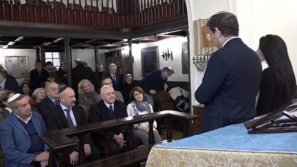 De Luca -  La Shoah, l'apertura dei cancelli di Auschwitz (27.01.20)