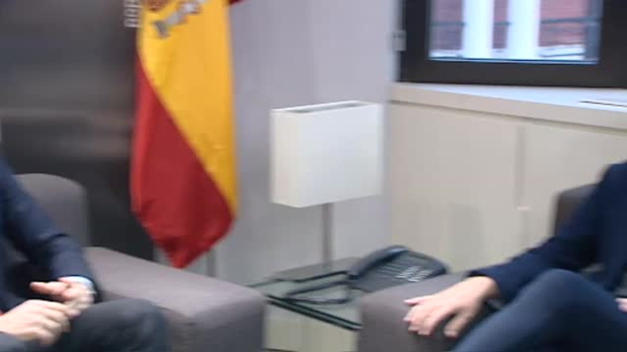 Pablo Casado se reúne con los líderes de UGT y CC.OO.