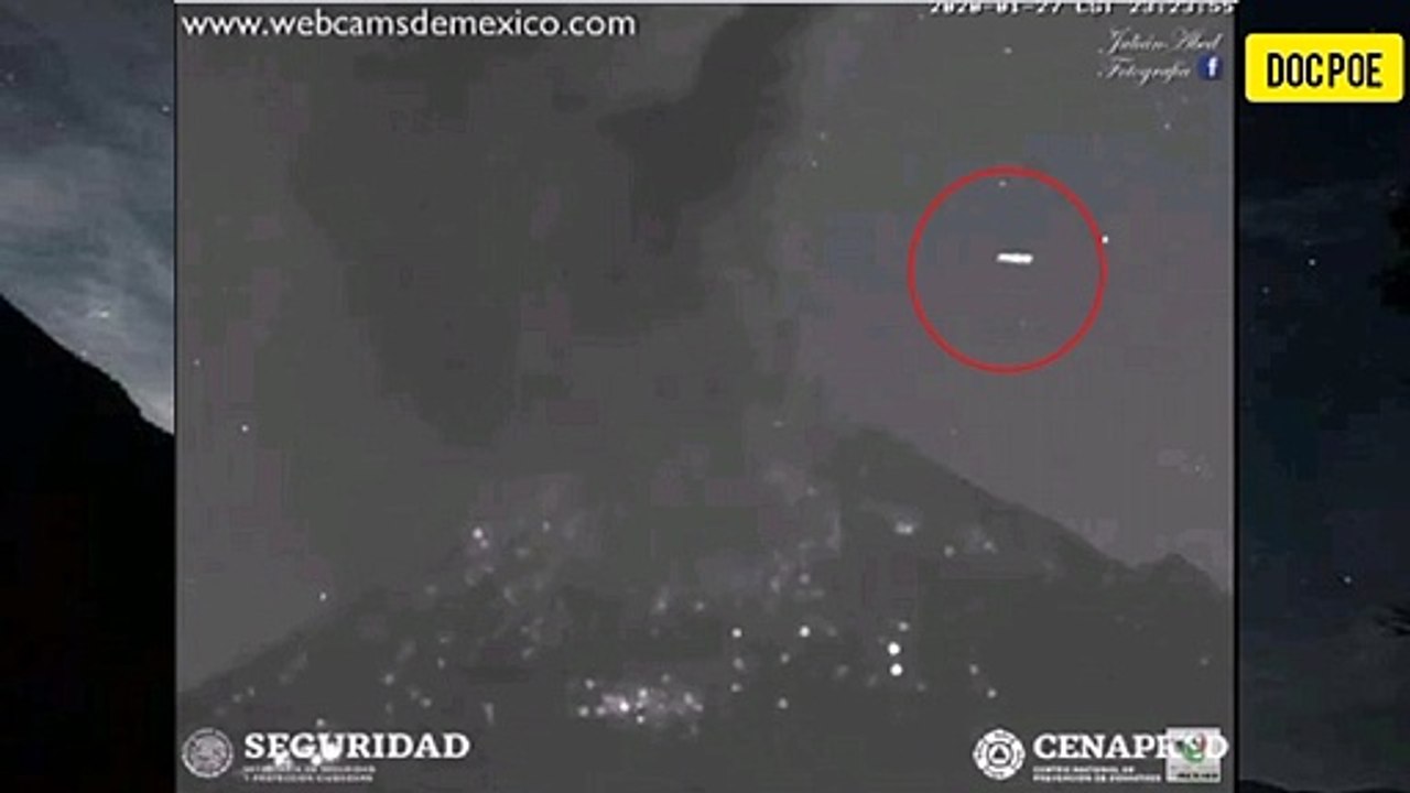 MISTERIOSA LUZ DURANTE ERUPCIÓN DEL VOLCÁN POPOCATÉPETL | 27 de enero 2020