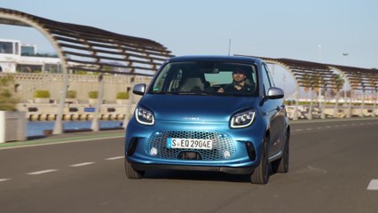 smart EQ forfour in steel blue Driving Video