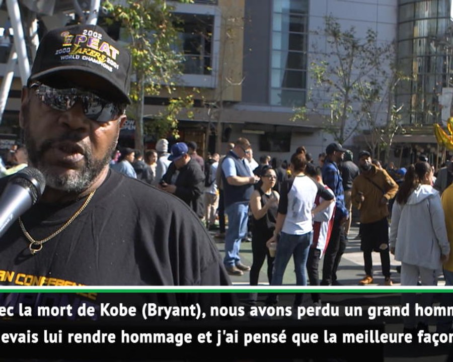 Décès de Kobe Bryant - Les fans se rassemblent au Staples Center