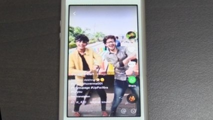 'TikTok', la red social que convierte a jóvenes en famosos arrasa en la India