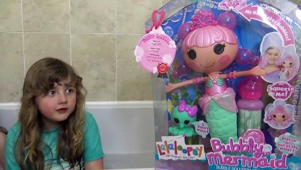 Sophia e Alice - LalaLoopsy Diversão no Banho com Brinquedos e Surpresas