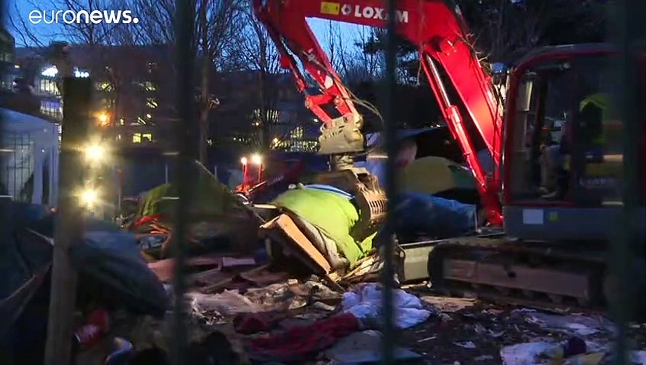 Paris: Polizei räumt erneut illegales Flüchtlingslager