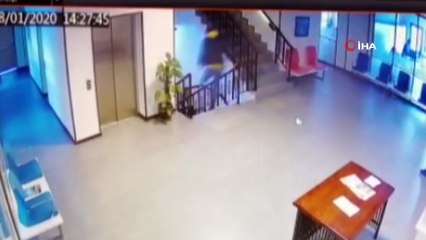 Kırkağaç depremi Sındırgı'da paniğe neden oldu...O anlar kamerada