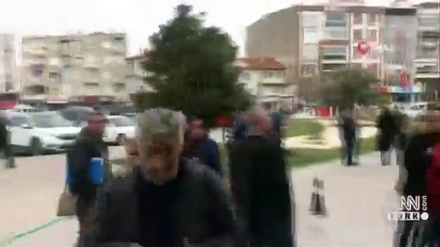 Son dakika deprem haberleri… Manisa’da deprem oldu İzmir ve Balıkesir de sallandı!