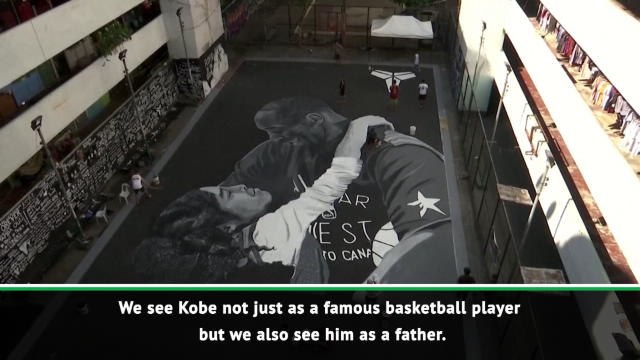 Filipino fans pay tribute to 'idol' Kobe with mural