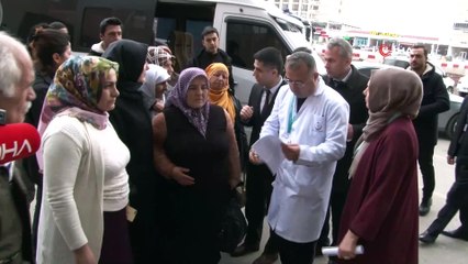 Diyarbakır anneleri depremzedeleri ziyaret etti