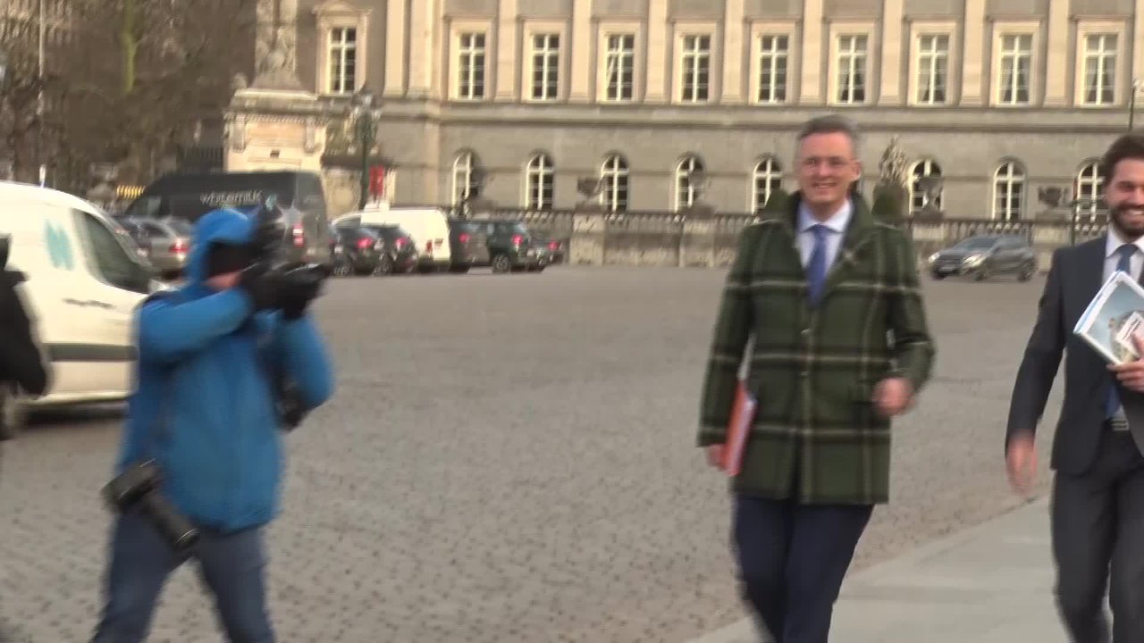 Les informateurs arrivés