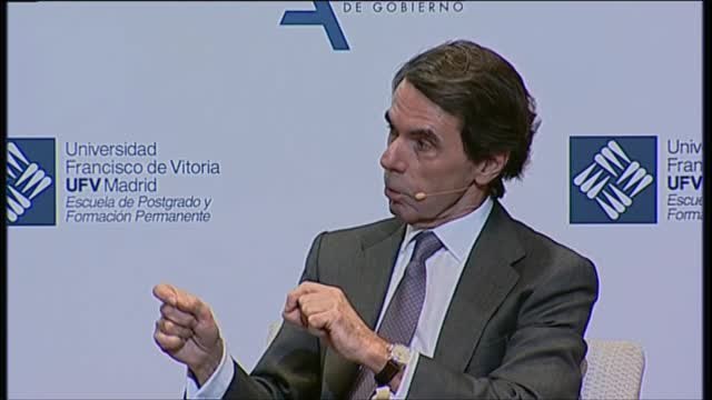 Aznar a Casado: Debes confrontar con el Gobierno como si Vox no existiera y con Vox como si el Gobierno no existiera