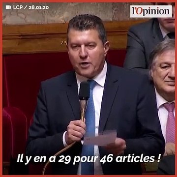 Retraites: le gouvernement justifie le recours aux ordonnances