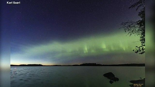 Entirely New Type Of Aurora Discovered, With Waves Of Glowing Oxygen Atoms Creating 'Dunes' In The Night Sky