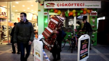 Malatya’da depremden zarar gören ev ve iş yerleri tahliye ediliyor