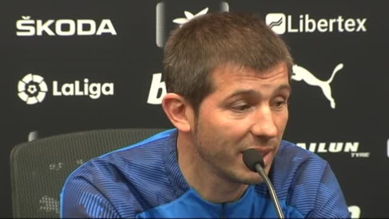 Celades reconoce que el Barça está negociando por Rodrigo