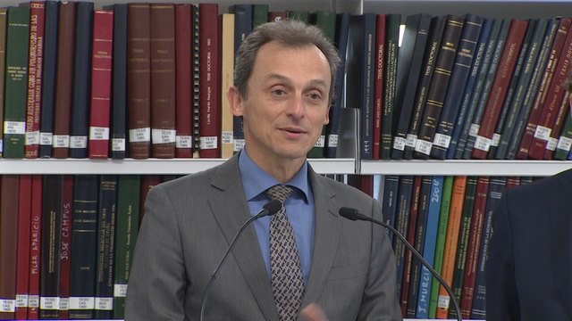 Duque califica de referencia nacional el Centro Nacional de Microbiología