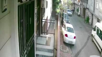 Bir kadını zorla araca bindirerek kaçırmaya çalışan 2 kişi tutuklandı