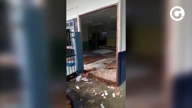 Moradores registram atraso na reforma de escola uma semana antes do início do ano letivo