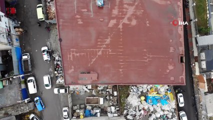 Sultangazi'de göçüğün meydana geldiği iş yeri havadan görüntülendi