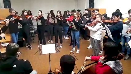 La classe orchestre de Germaine-Tillion (Montbéliard) va jouer au centre Pompidou à Paris