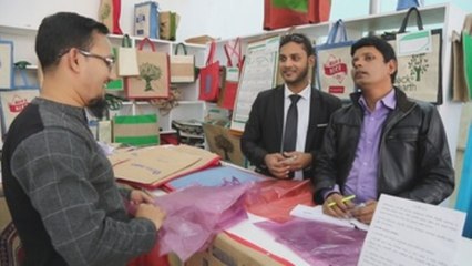Bangladesh frente al reto de producir su alternativa a las bolsas de plástico