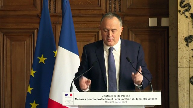 França proíbe práticas cruéis para animais