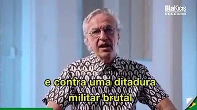 Caetano Veloso fala que o Brasil vive sob o fascismo