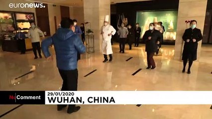 Dans l'hôtel Marco Polo de Wuhan, des exercices pour tenir le virus à distance