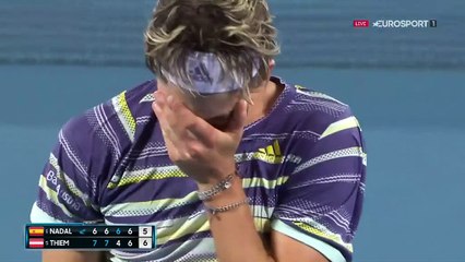 Deux balles de match ratées avant un passing de feu et la libération : Thiem, la peur et le bonheur