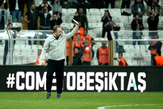 Beşiktaş, Sergen Yalçın için Vodafone Park'ta imza töreni düzenleyecek