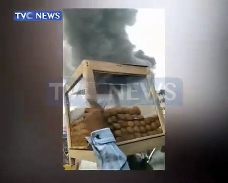 Fire guts Anambra plaza in Balogun Market, Lagos