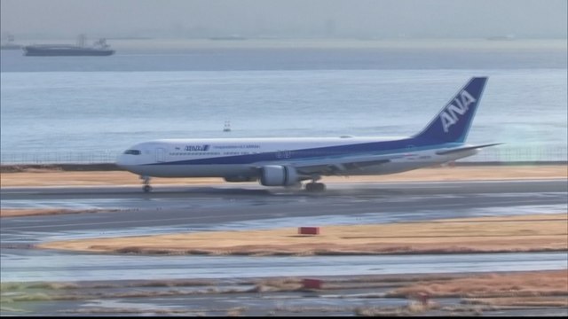 Hundreds of foreigners evacuated from China coronavirus epicentre