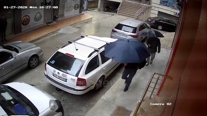 Librazhd, grabitet argjendaria e kunatit të deputetit Bashkim Fino