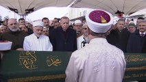 Cumhurbaşkanı Erdoğan, Ahmet Vanlıoğlu'nun cenaze törenine katıldı