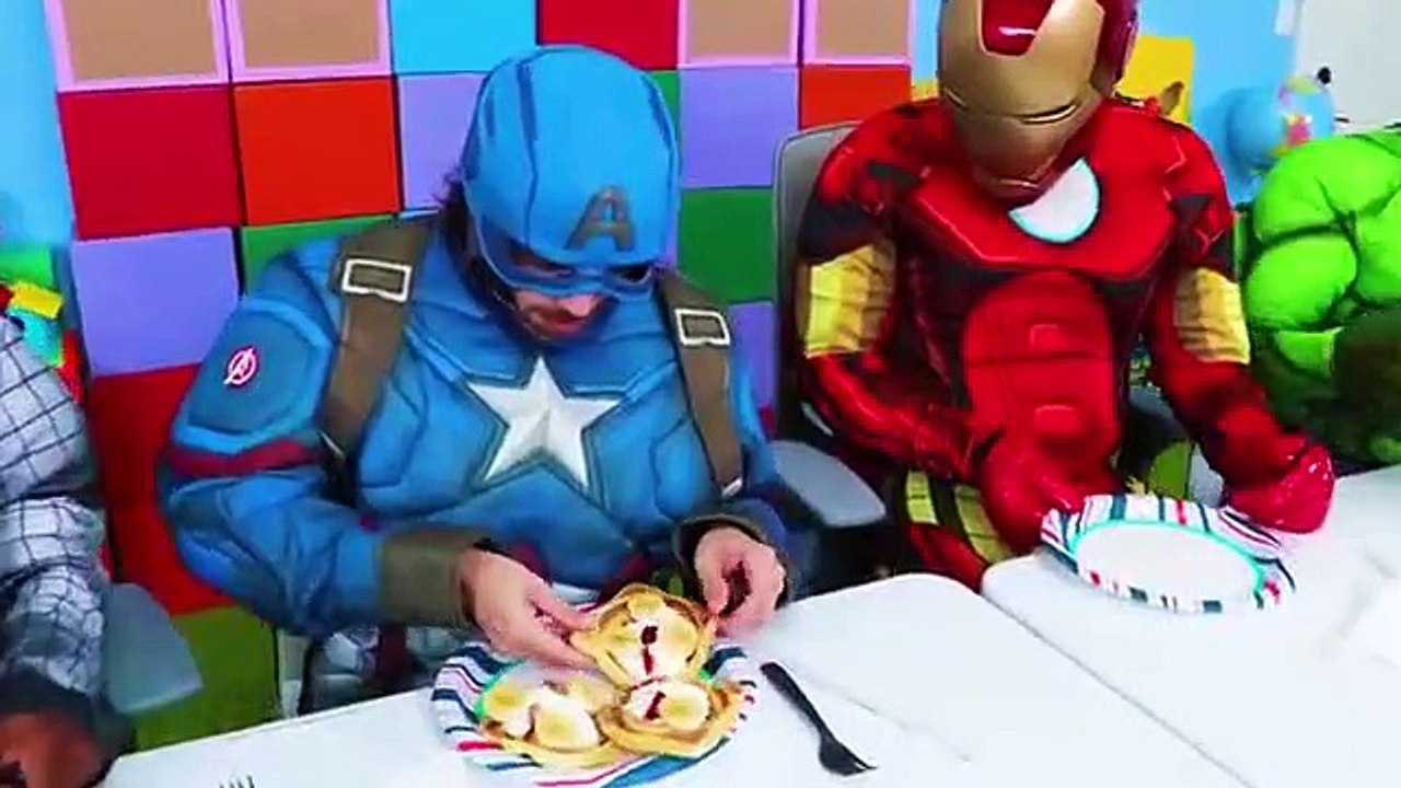 Avengers Superhero Waffle Maker DIY Challenge!!