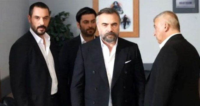 Eşkıya Dünyaya Hükümdar Olmaz'da izleyiciyi üzen ayrılık! Murat Özben diziye veda etti
