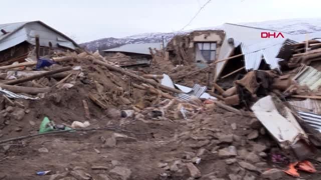 Depremin vurduğu köye hayvan desteği