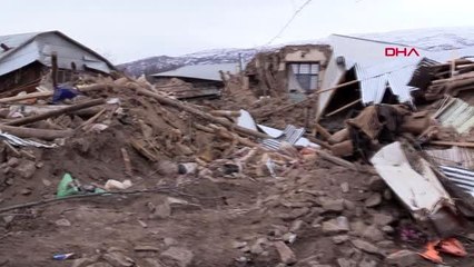 Depremin vurduğu köye hayvan desteği