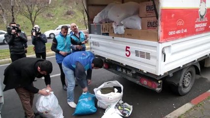 Kahramanmaraş'tan, Elazığ ve Malatya'daki depremzedelere yardım gönderildi
