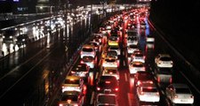 İstanbul'da trafik yoğunluğu yüzde 83'lere ulaştı