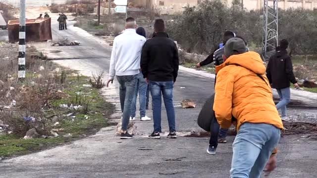 Filistinliler, Batı Şeria'da Trump'ın sözde barış planını protesto etti