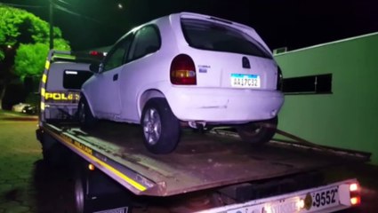 Corsa furtado é achado por familiar do dono do veículo