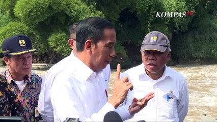 Jokowi Tak Mau Ikut Campur Pencopotan Ronny Sompie oleh Yasonna Laoly