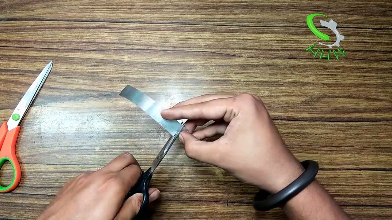 How to make automatic lighting system for wardrobe