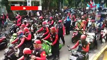 VIDEO: Ratusan Buruh 'Geruduk' Istana Tolak Omnibus Law