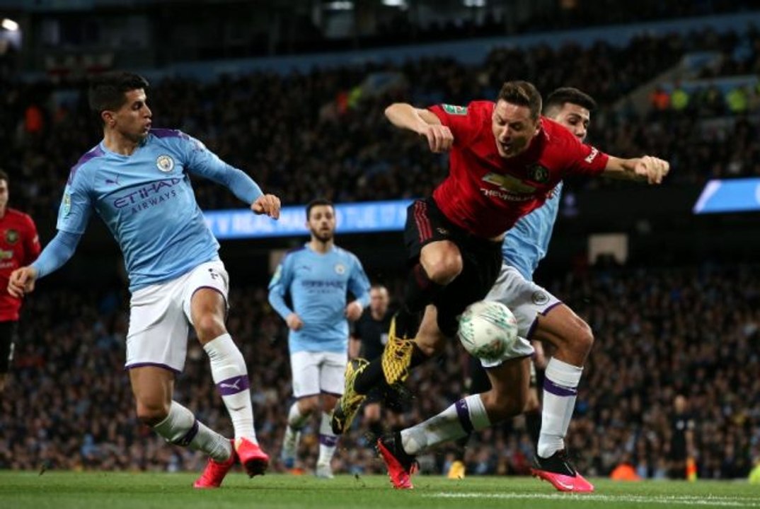 Manchester City, Manchester United'a 1-0 yenilmesine rağmen Lig Kupası'nda finale çıktı